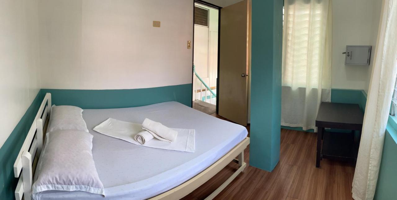 Austrias Guest House El Nido Esterno foto