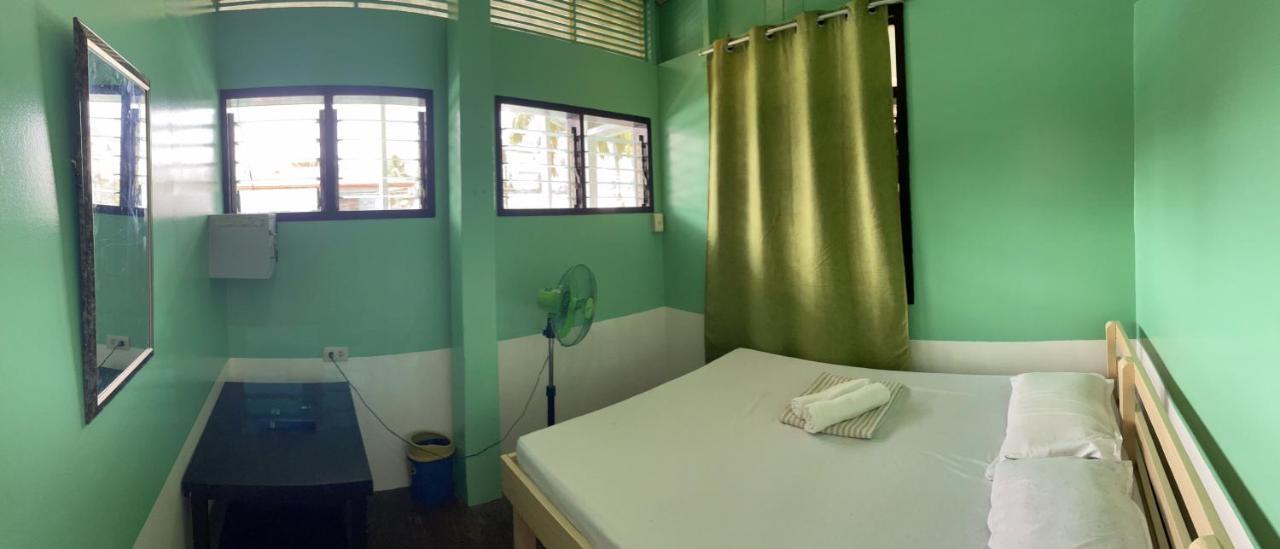 Austrias Guest House El Nido Esterno foto