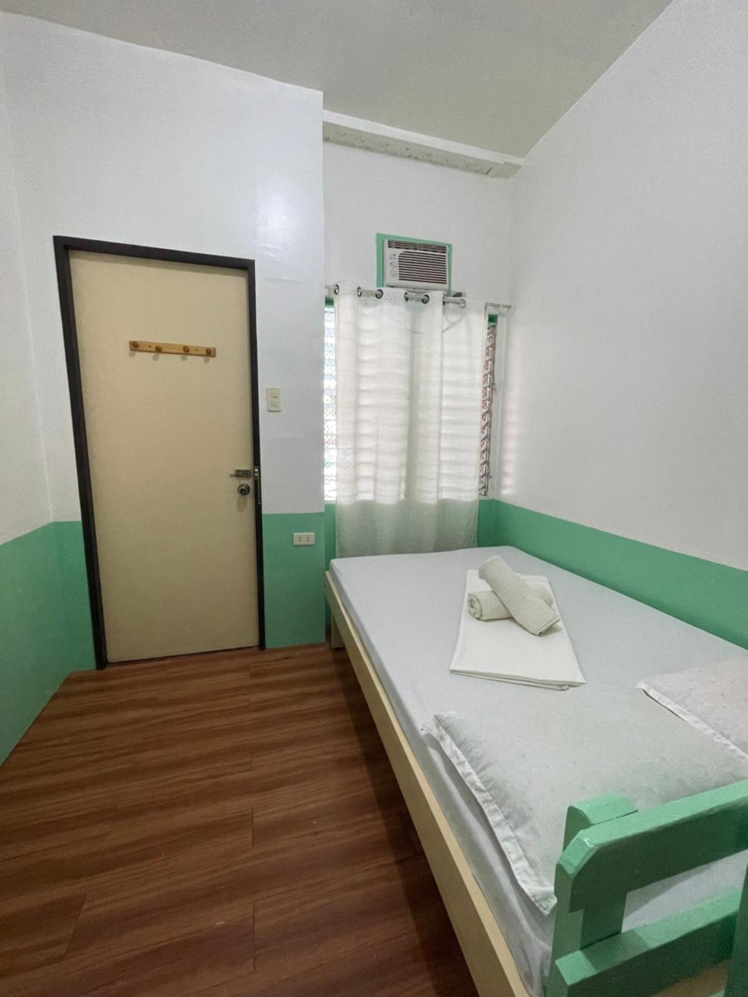 Austrias Guest House El Nido Esterno foto