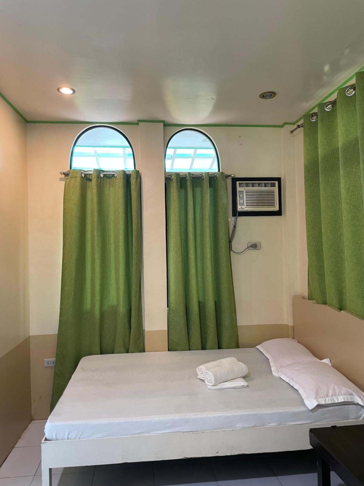 Austrias Guest House El Nido Esterno foto
