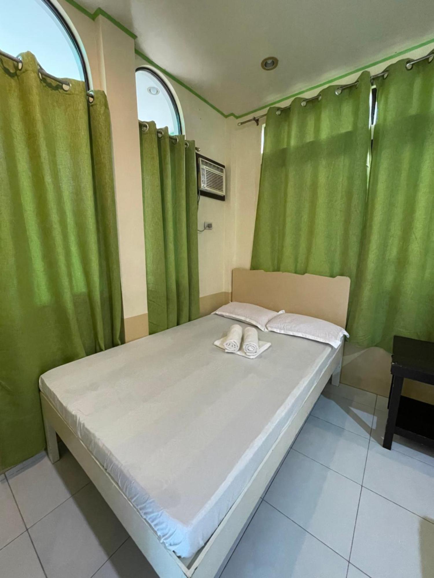 Austrias Guest House El Nido Esterno foto
